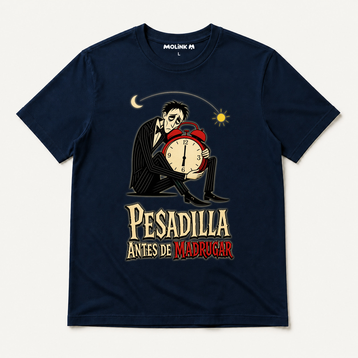 Camiseta Pesadilla Antes de Madrugar en color marino